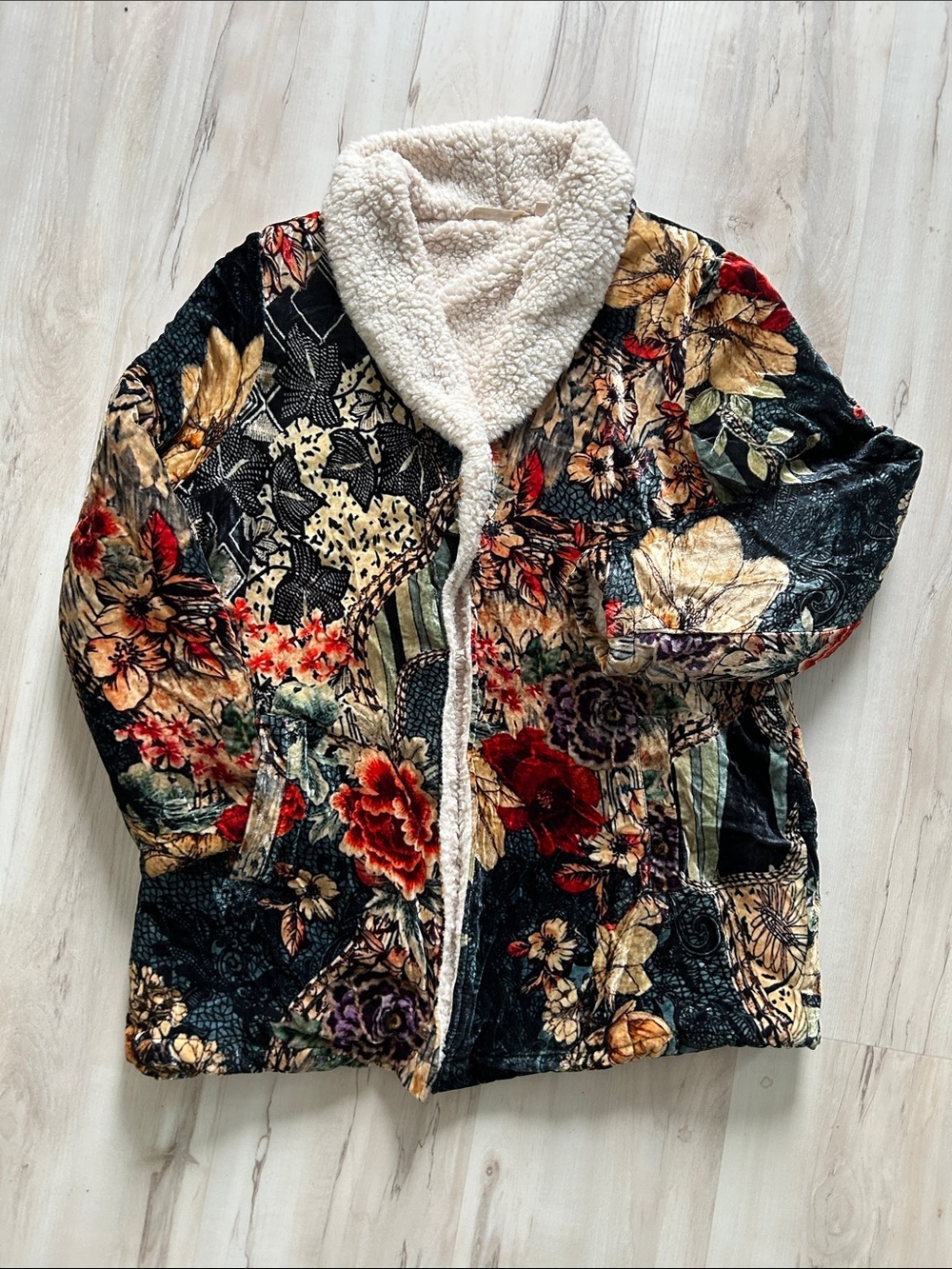 Soft Surroundings Floral Sherpa Jacket in Black and Cream